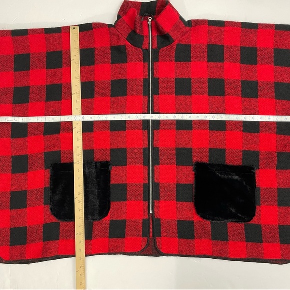 MARCUS ADLER Plaid Poncho Cape Shawl One Size Fits Most Soft - Picture 6 of 13